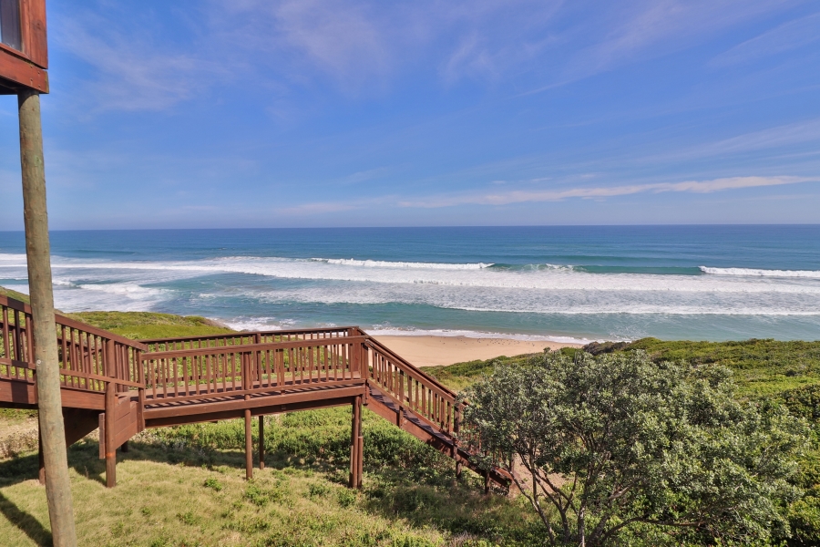 10 Bedroom Property for Sale in Dana Bay Western Cape